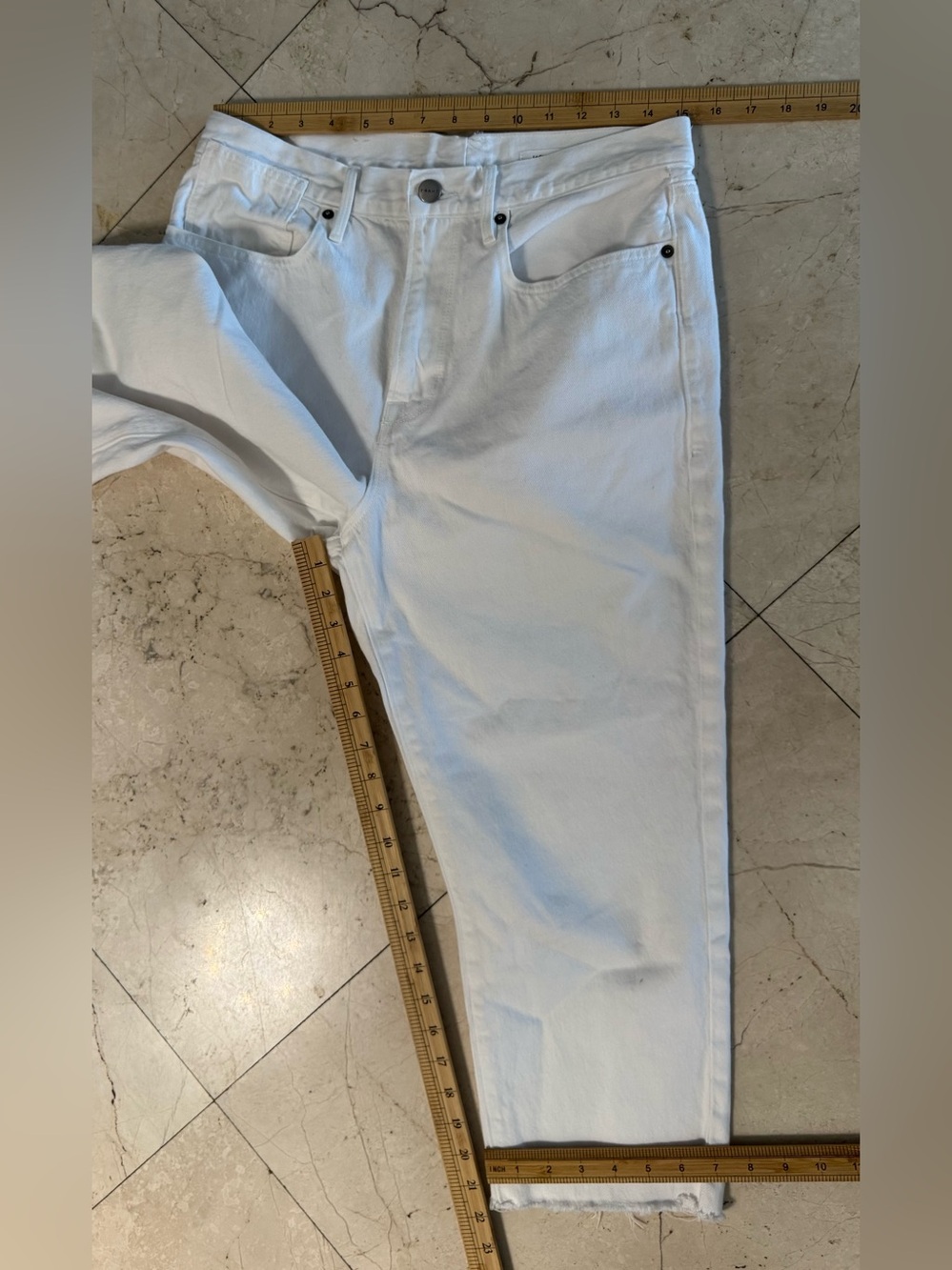 Frame Denim White High-Rise Cropped Straight Jeans. BB21 - Picture 9 of 10